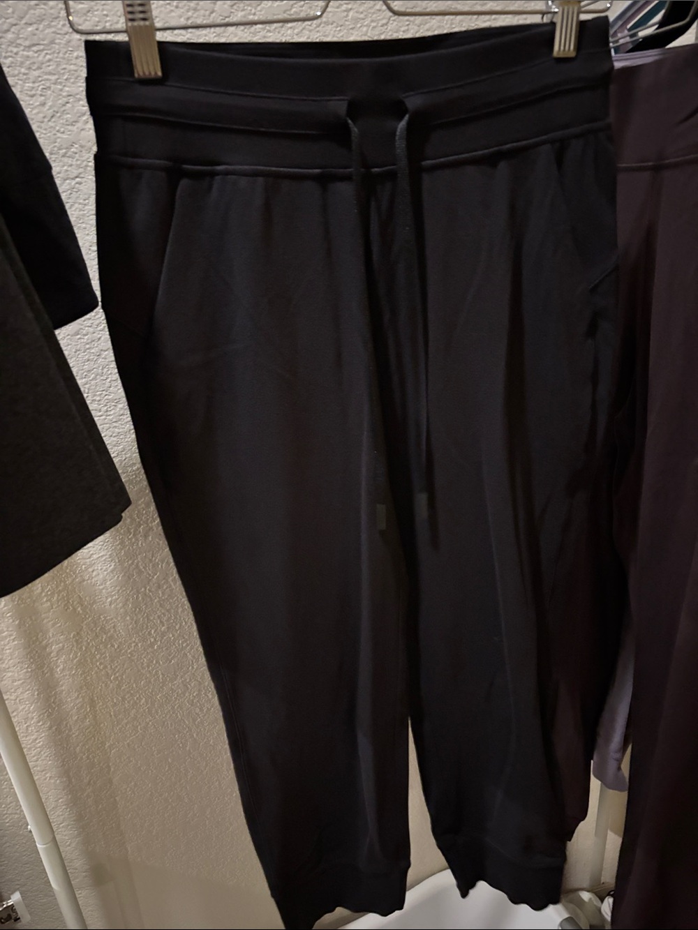 lululemon Ready to Rulu Jogger Women's Pants Black Size 6 crop